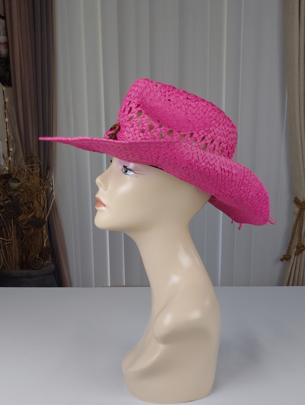 Goldcoast Pink Straw Cowboy Hat .